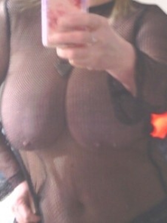 Yenibosna'nın Enfes Kızı: Zarif ve Güzellik Dolu Escort