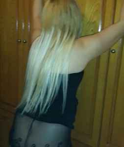 Güneşli Escort ile Geceye Selam Verin - Çekicilik, Tutku ve Şehvet